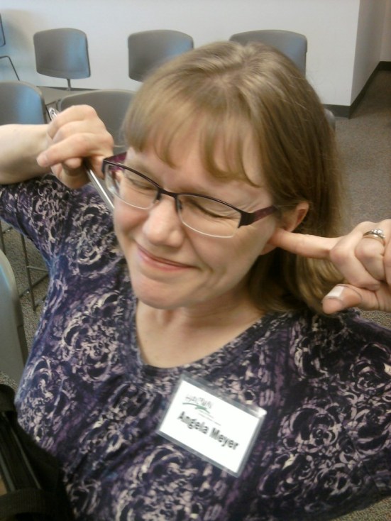 Can you hear well when it's noisy? 